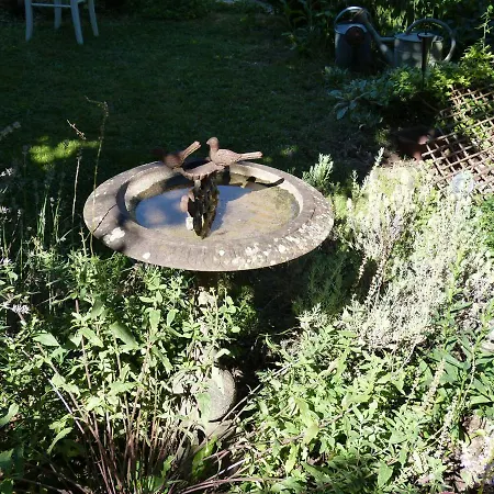 Couette-café Maison Chaumont 3*