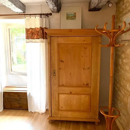 Bed & Breakfast Maison Chaumont 3*