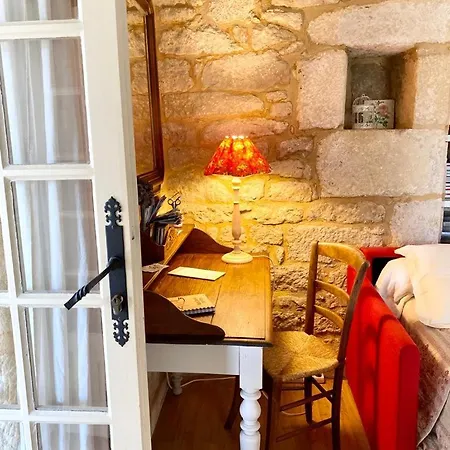 Maison Chaumont Bed & Breakfast 3*