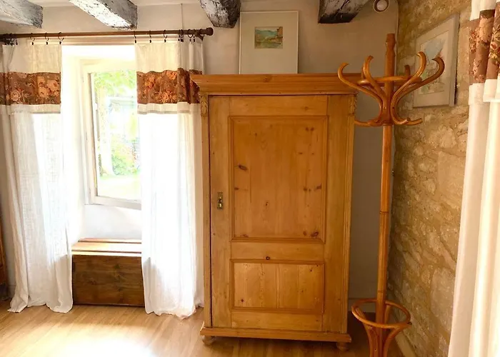 Bed & Breakfast Maison Chaumont 3*